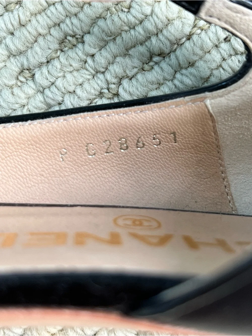 🔴Authentic CHANEL Black Leather Ballet Flats/Shoes🔴